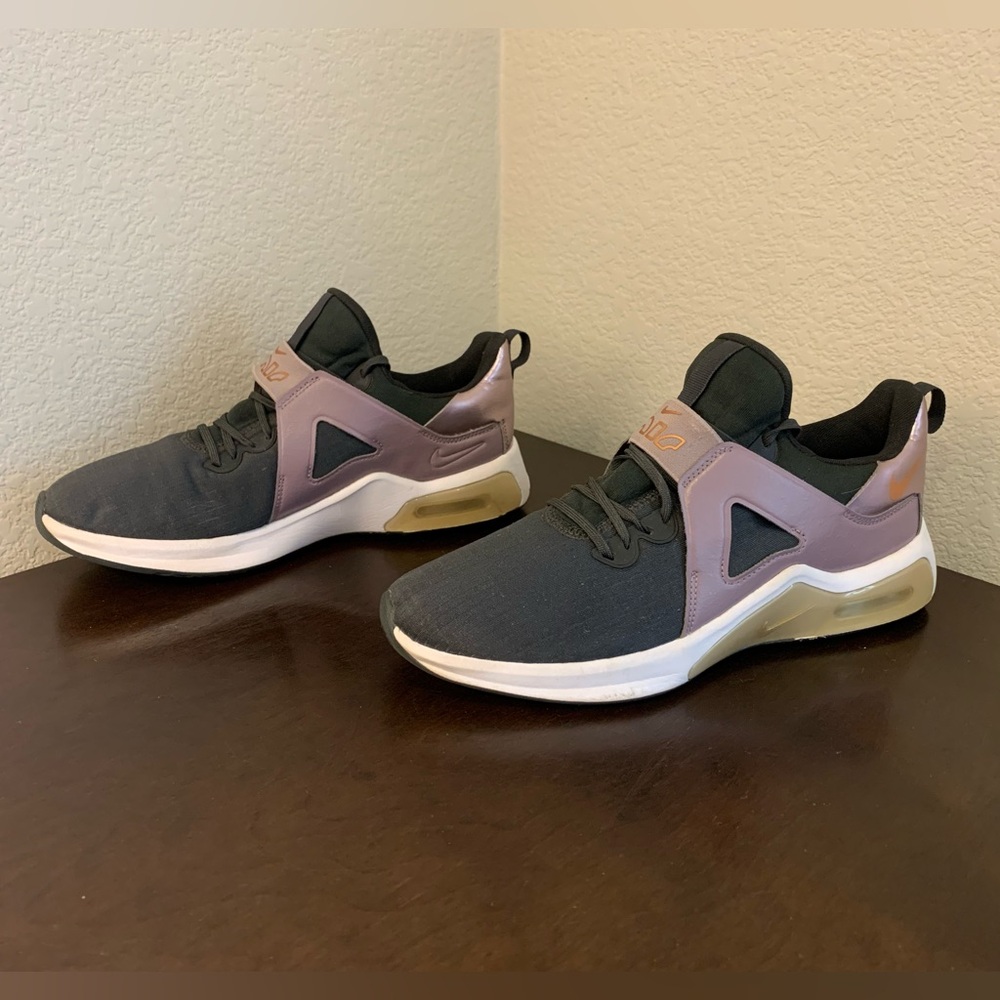 Nike Air Max Bella TR 5 PRM Dark Grey/Copper Women's Size 10